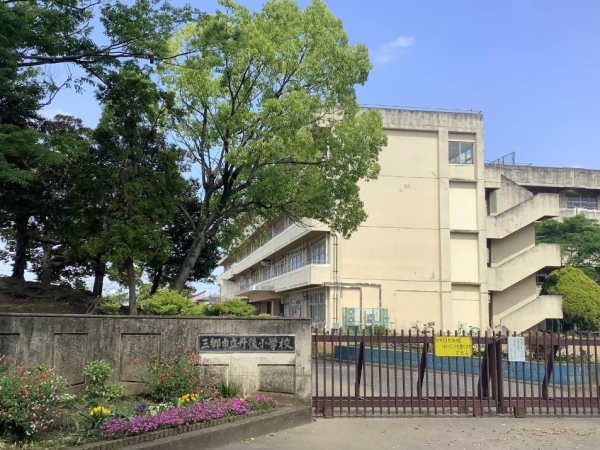 ライオンズマンション三郷第五(三郷市立丹後小学校)