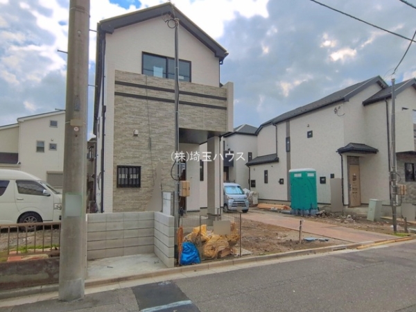 川口市芝中田2丁目26番　新築戸建て　全6棟