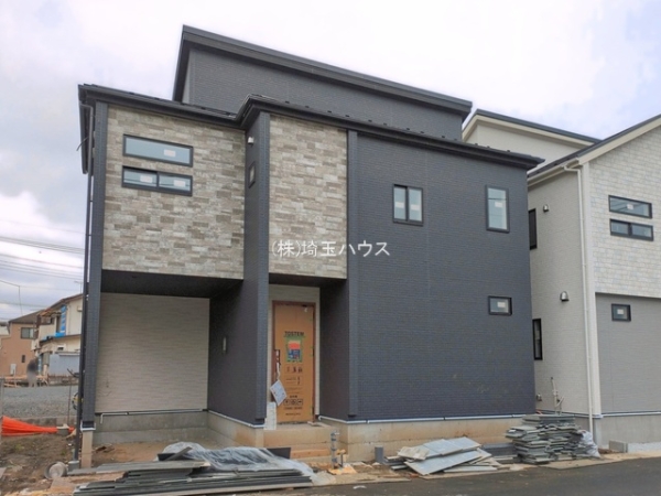 草加市新善町　新築戸建て　全8棟