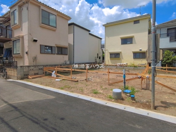 越谷市大里083　新築戸建て　全2棟