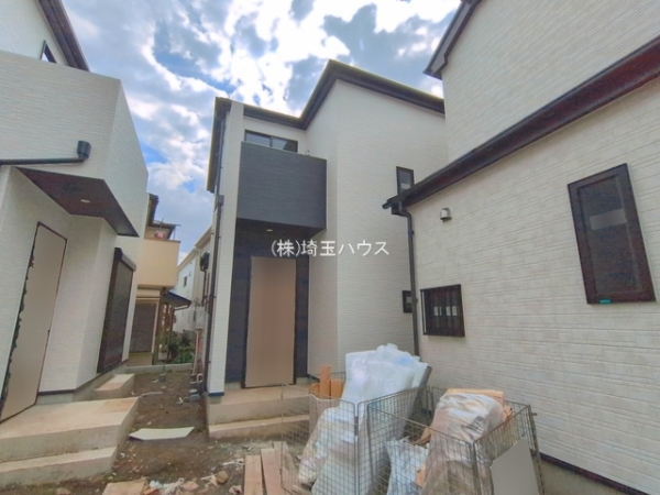 川口市芝中田2丁目26番　新築戸建て　全6棟