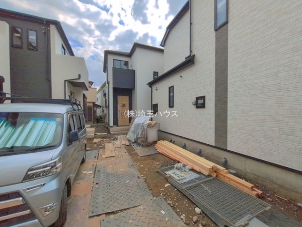 川口市芝中田2丁目26番　新築戸建て　全6棟