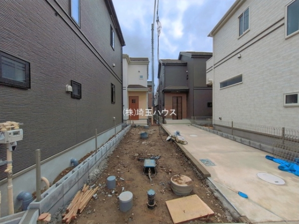 春日部市一ノ割1丁目497番　新築戸建て　全8棟