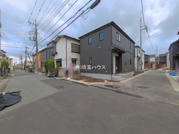 春日部市一ノ割1丁目497番　新築戸建て　全8棟