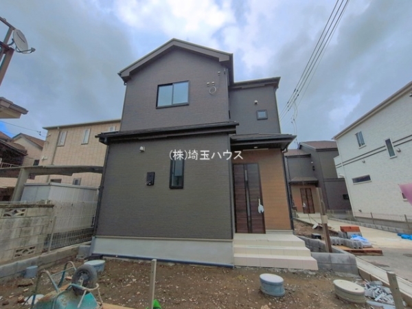 春日部市一ノ割1丁目497番　新築戸建て　全8棟