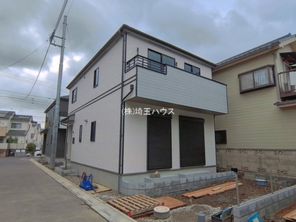春日部市一ノ割1丁目497番　新築戸建て　全8棟