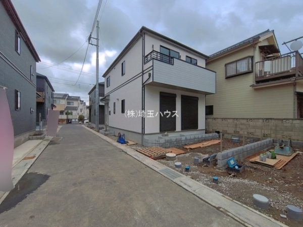 春日部市一ノ割1丁目497番　新築戸建て　全8棟