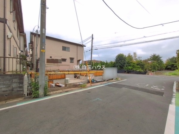 川口市北原台104　新築戸建て　全2棟