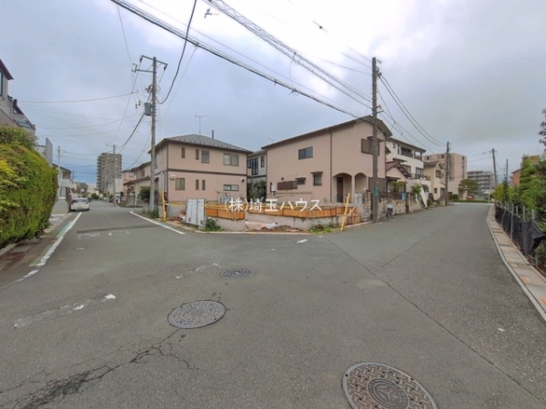 川口市北原台104　新築戸建て　全2棟