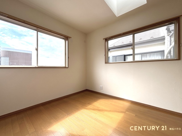 春日部市一ノ割３丁目の中古一戸建て