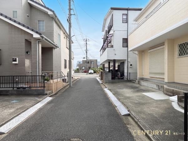 春日部市一ノ割３丁目の中古一戸建て