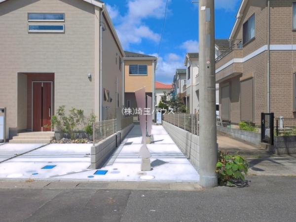 三郷市鷹野4期　新築戸建て　全2棟