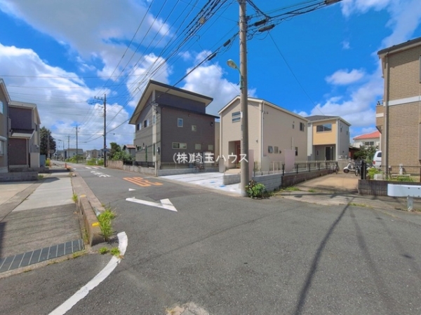 三郷市鷹野4期　新築戸建て　全2棟