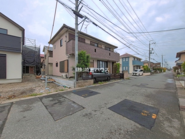 春日部市本田町2丁目149番　新築戸建て　全3棟