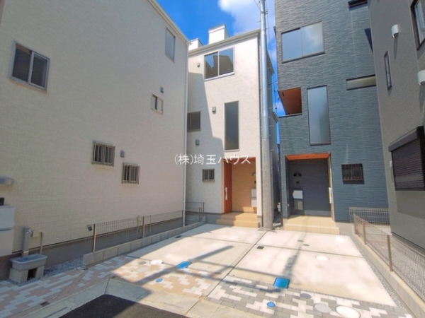 川口市芝塚原二1期　新築戸建て　全6棟
