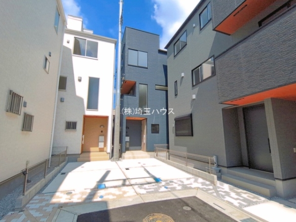 川口市芝塚原二1期　新築戸建て　全6棟