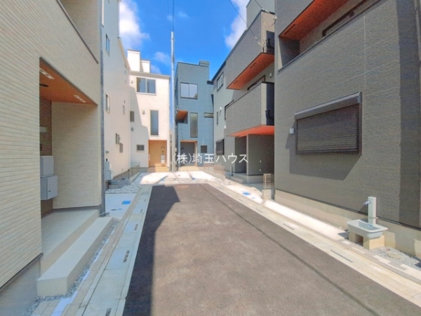 川口市芝塚原二1期　新築戸建て　全6棟