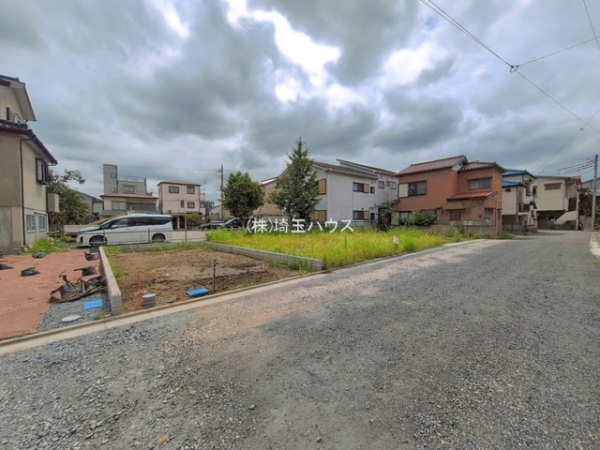 川口市里01119　新築戸建て　全2棟