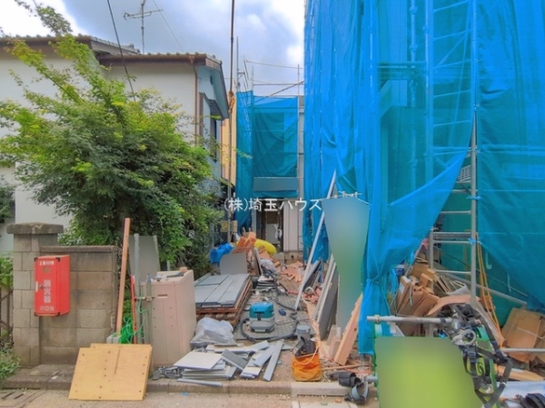 川口市上青木西5丁目3番　新築戸建て　全2棟