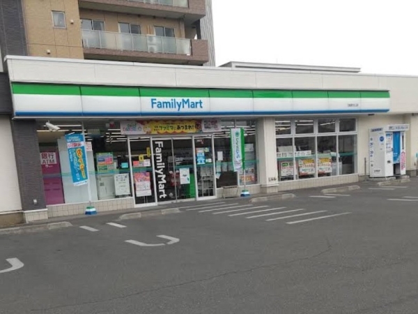さいたま市北区日進町２丁目の中古一戸建て(ファミリーマート日進駅北口店)
