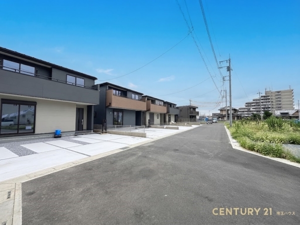 春日部市緑町　新築戸建て　全7棟