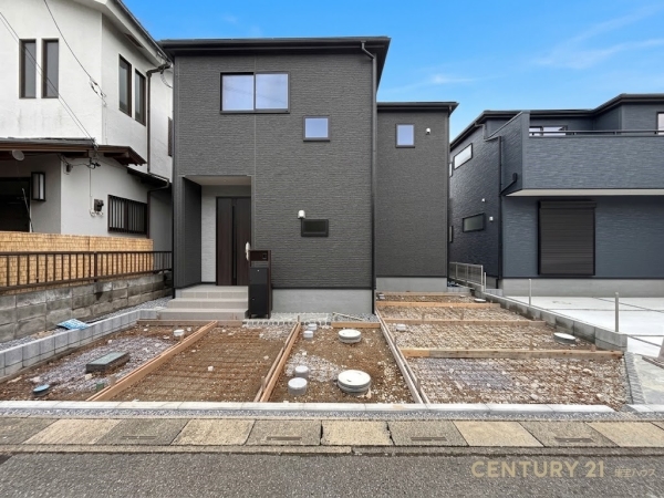 春日部市西金野井3期　新築戸建て　全2棟
