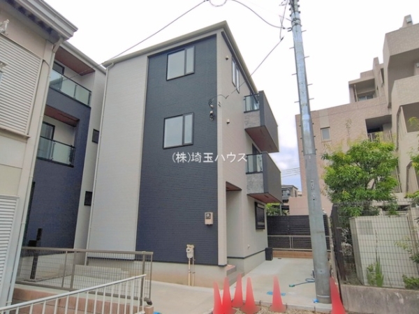 さいたま市南区神明202　新築戸建て　全2棟