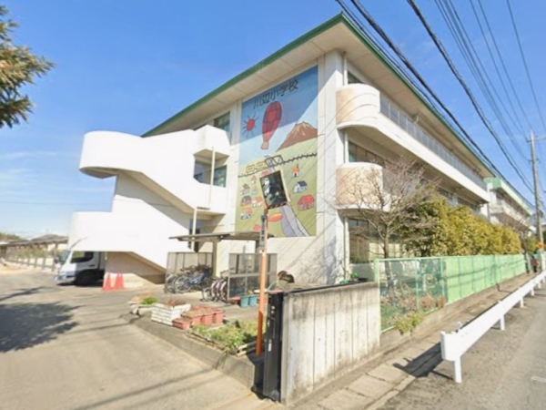 春日部市米島の中古一戸建て(春日部市立川辺小学校)