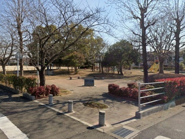 春日部市栄町１丁目の中古一戸建て(谷中公園)