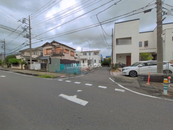 越谷市瓦曽根8期　新築戸建て　全1棟