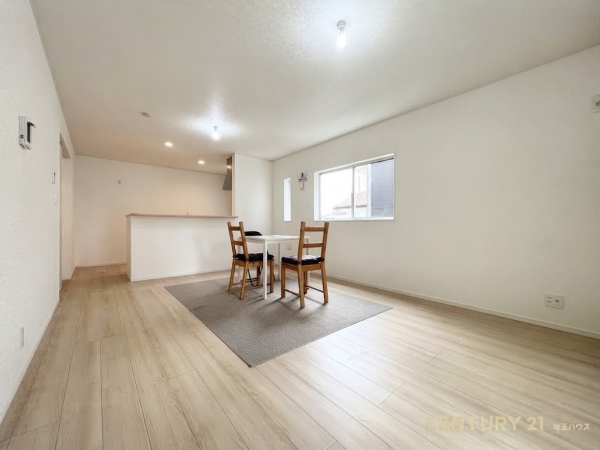 春日部市西宝珠花　第4　新築戸建て　全2棟