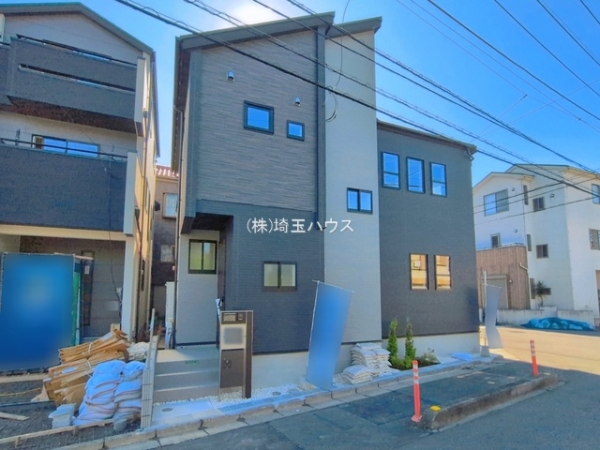 川口市上青木西4丁目　新築戸建て　全3棟