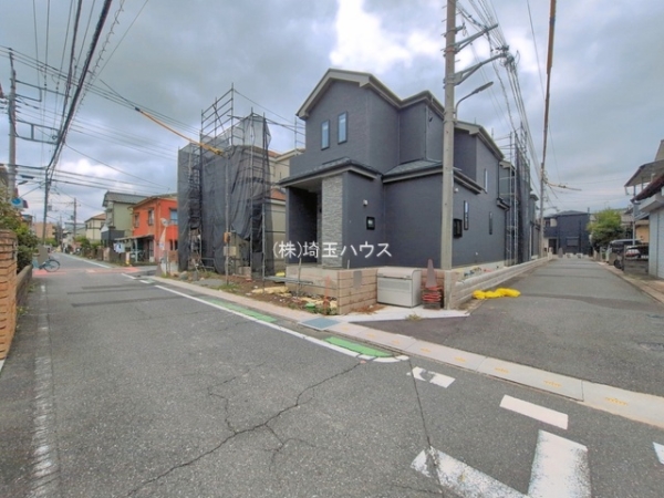 氷川町580番　新築戸建て　全5棟