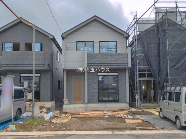 氷川町580番　新築戸建て　全5棟