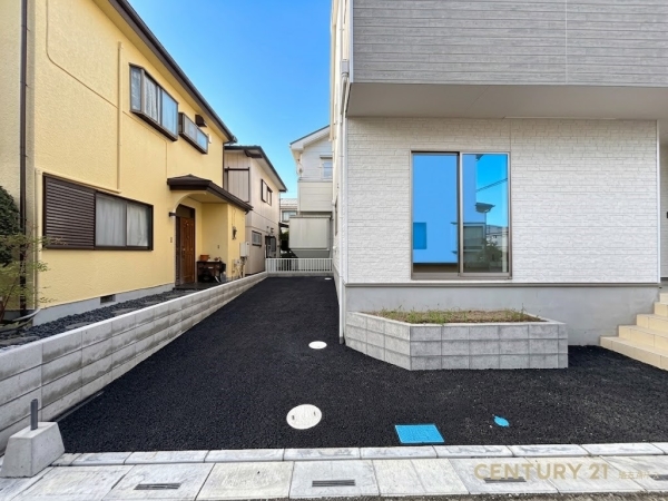 越谷市下間久里第17　新築戸建て　全1棟