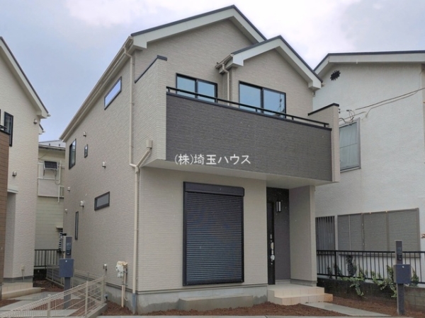 草加市苗塚町97番12　新築戸建て　全2棟