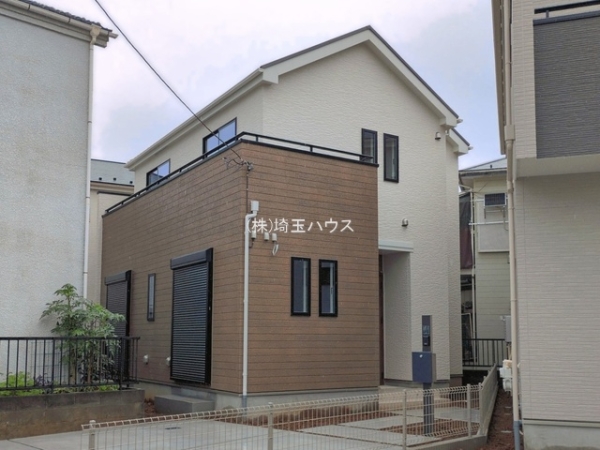 草加市苗塚町97番12　新築戸建て　全2棟