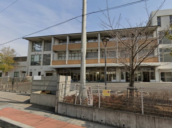 春日部市牛島11期　新築戸建て　全2棟(春日部市立東中学校)