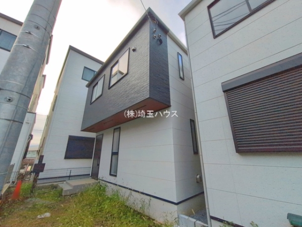 川口市柳根町　新築戸建て　全2棟