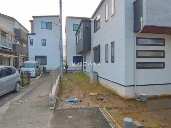 川口市柳根町　新築戸建て　全2棟
