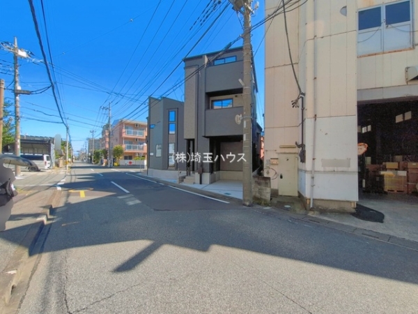 川口市南鳩ヶ谷418　新築戸建て　全2棟