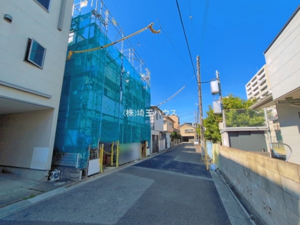 川口市並木243　新築戸建て　全2棟