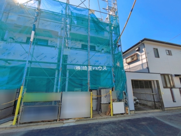川口市並木243　新築戸建て　全2棟