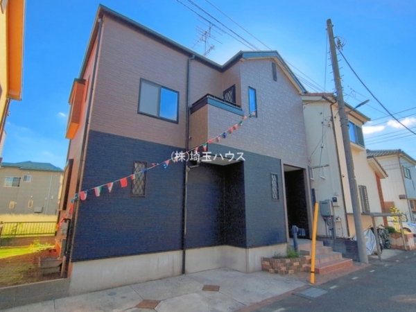 草加市金明町の中古一戸建て
