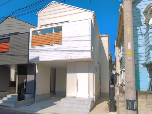 川口市末広212　新築戸建て　全2棟