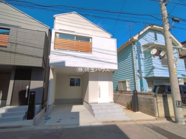 川口市末広212　新築戸建て　全2棟