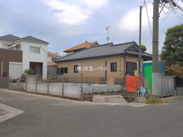 草加市稲荷6丁目　新築戸建て　全1棟