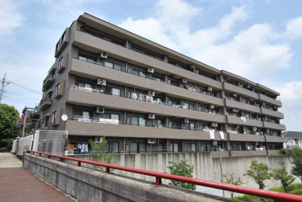 港北ニュータウンネオハイツ中川