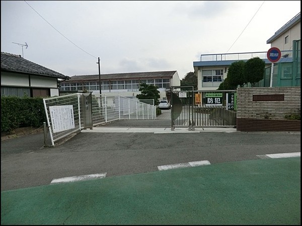 横浜市旭区二俣川２丁目の中古一戸建て(横浜市立南本宿小学校)