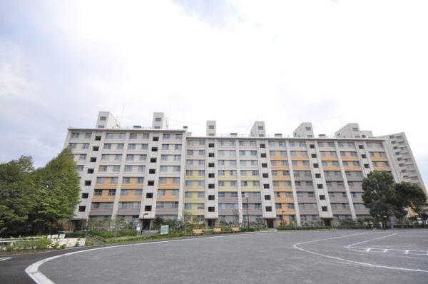 県ドリームハイツ15号棟